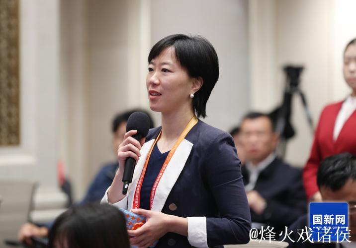 国新办举行发布会介绍亚冬会筹办情况